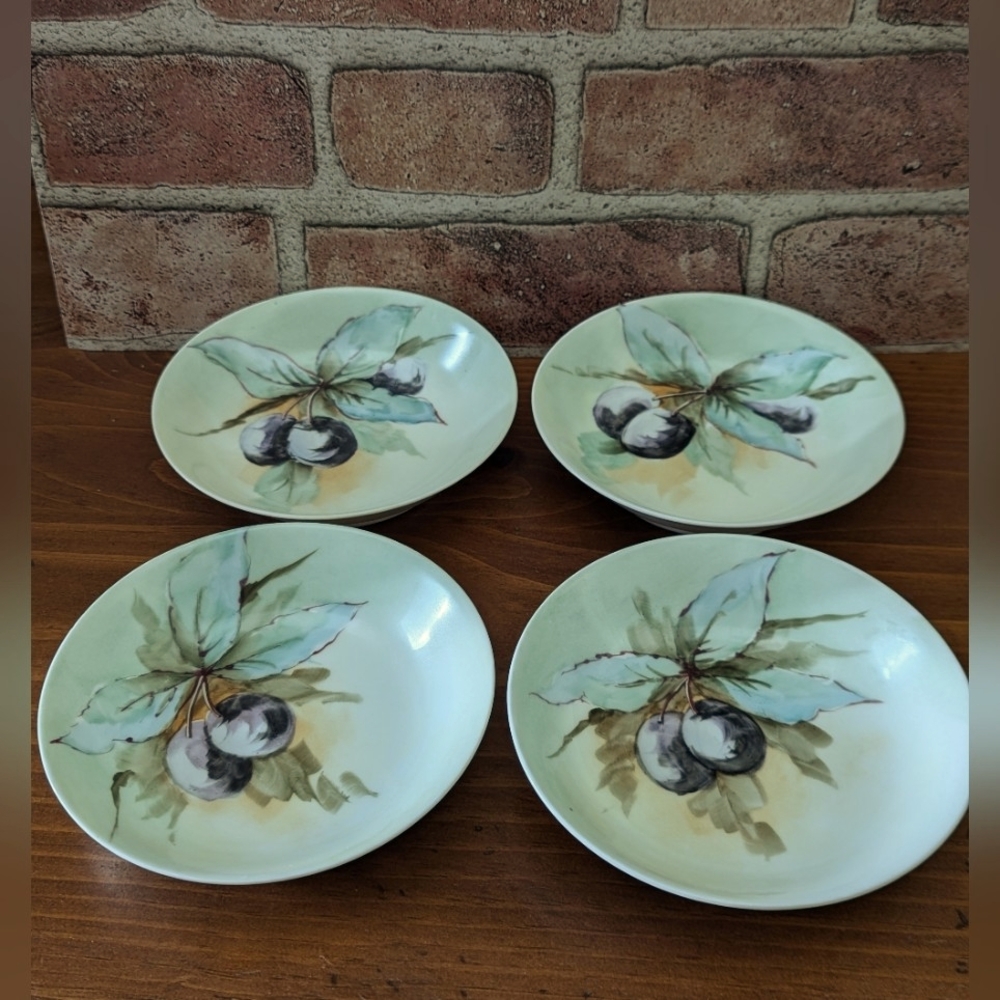 Beautiful set of 4 Haviland France hand painted small bowls plum design